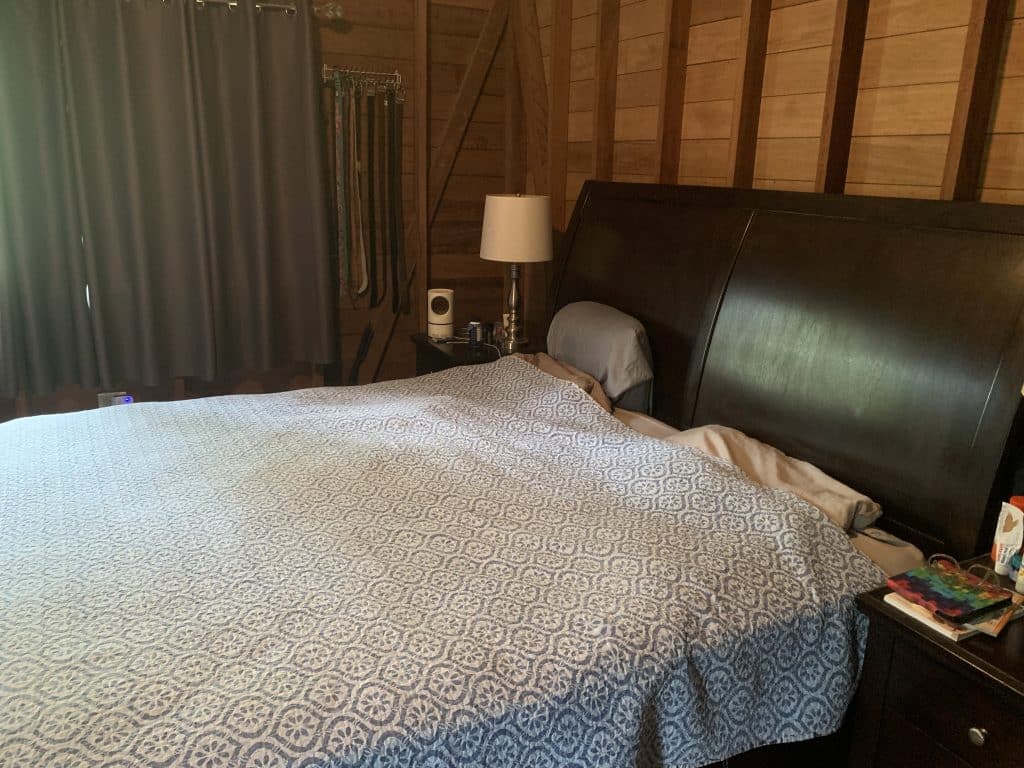 Airbnb-ready 280 m² home on fenced grounds for sale in Big Creek, Isla Colón — photo 24