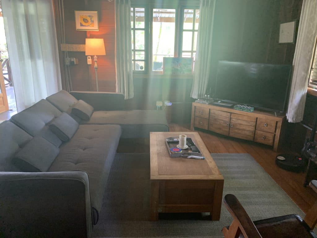 Airbnb-ready 280 m² home on fenced grounds for sale in Big Creek, Isla Colón — photo 7