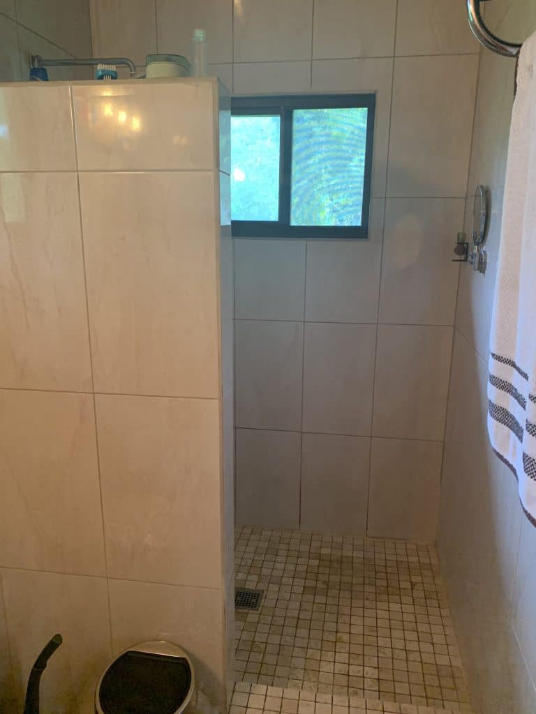 Airbnb-ready 280 m² home on fenced grounds for sale in Big Creek, Isla Colón — photo 28