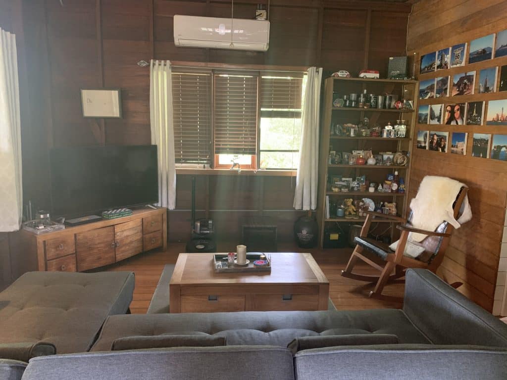 Airbnb-ready 280 m² home on fenced grounds for sale in Big Creek, Isla Colón — photo 8