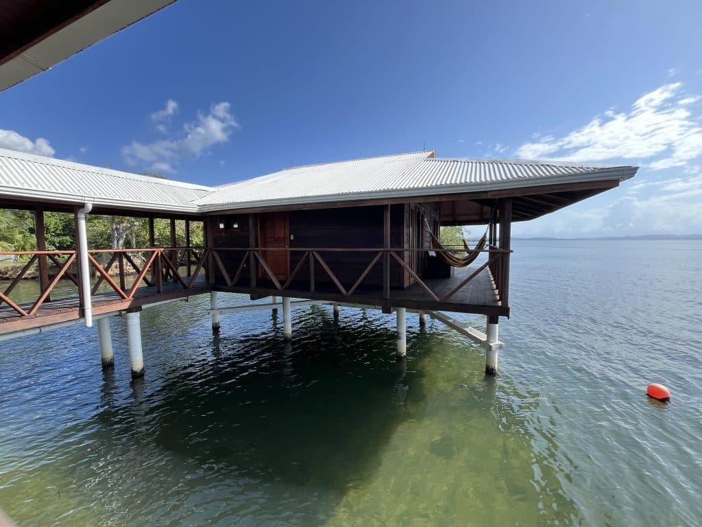 Overwater resort with seven suites for sale on Isla Solarte, Bocas del Toro — photo 13