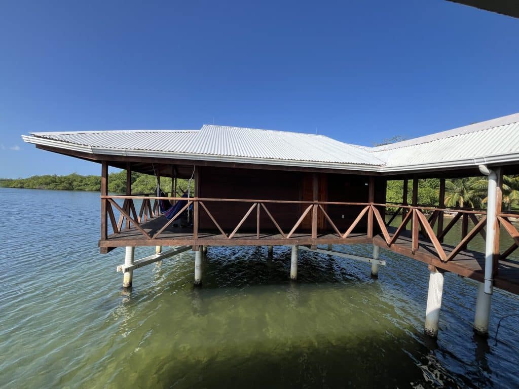 Overwater resort with seven suites for sale on Isla Solarte, Bocas del Toro — photo 14