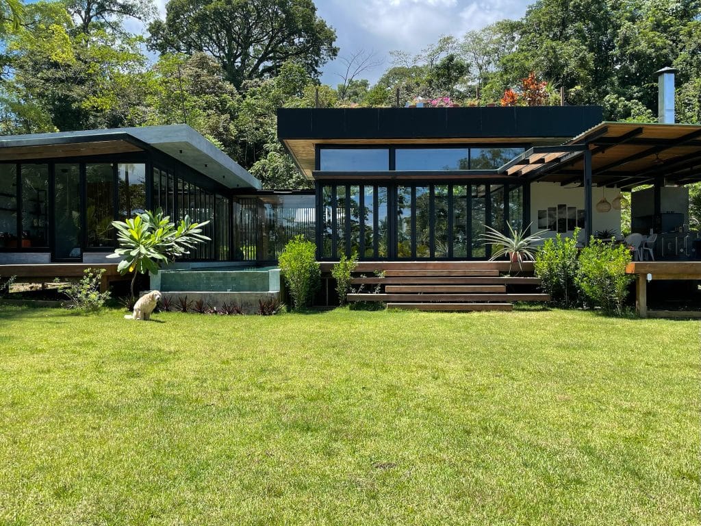 Luxury ocean-view home for sale at Paunch Beach, Isla Colón, Bocas del Toro — photo 14